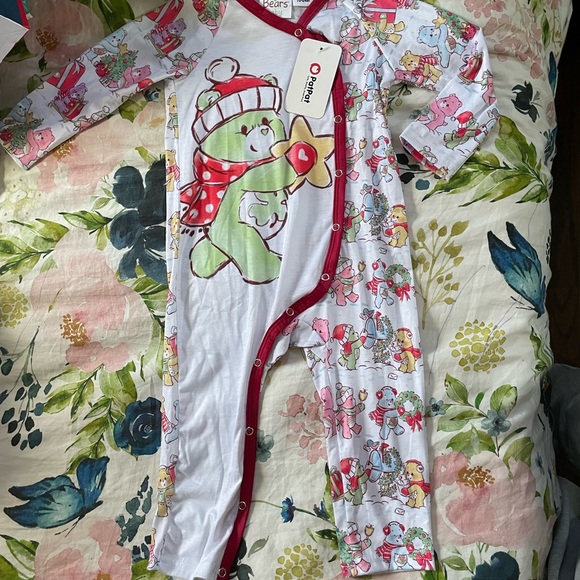 Carebears Christmas Onesie - Picture 1 of 2